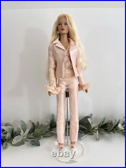Sydney Chase Just Divine Doll 16 Pink Suit 2005 Tonner Wentworth Stand
