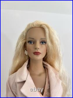 Sydney Chase Just Divine Doll 16 Pink Suit 2005 Tonner Wentworth Stand