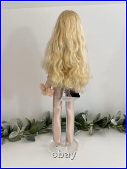 Sydney Chase Just Divine Doll 16 Pink Suit 2005 Tonner Wentworth Stand