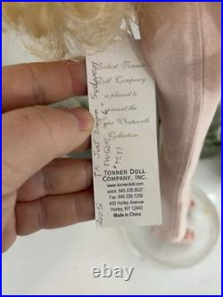Sydney Chase Just Divine Doll 16 Pink Suit 2005 Tonner Wentworth Stand