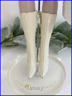 Sydney Chase Winter Whisper Chase Modeling Agency 2006 White Tonner Wentworth