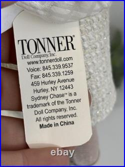 Sydney Chase Winter Whisper Chase Modeling Agency 2006 White Tonner Wentworth