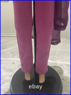Sydney Chase doll 2003
