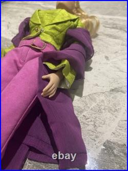 Sydney Chase doll 2003