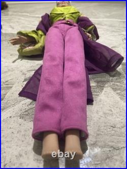 Sydney Chase doll 2003