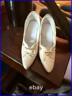 TONNER 16 Regina Wentworth Regina Returns Doll