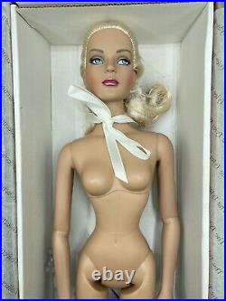 TONNER Ice Blue #2409 Sydney16 doll, nude TYLER WENTWORTH Collection