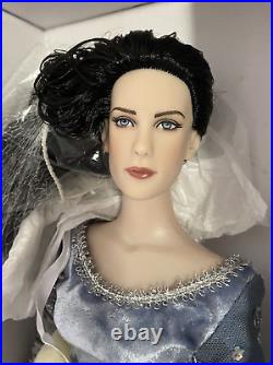 TONNER Lord of the Rings 16 Doll Arwen Evenstar NRFB LE1500