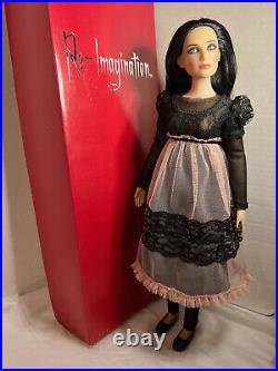 TONNER ReImagination 2009 SINISTER CIRCUS THE WAIF DRESSED Fashion Doll LE1000