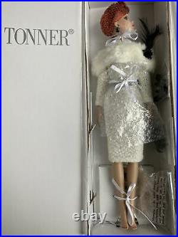 TONNER TYLER 2009 16 MONICA MERRILL TAKING A LETTER FASHION Doll LE 500 RARE