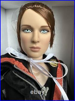 TONNER TYLER 2012 HUNGER GAMES KATNISS EVERDEEN Jennifer Lawrence 16 Doll NRFB