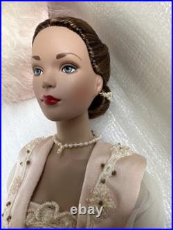 TONNER TYLER WENTWORTH 2002 Collection HOPE 16 DRESSED FASHION DOLL LE 500
