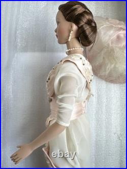 TONNER TYLER WENTWORTH 2002 Collection HOPE 16 DRESSED FASHION DOLL LE 500