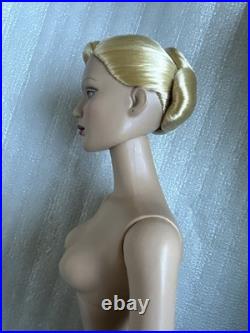 TONNER TYLER WENTWORTH 2005 COLLECTION UFDC REGINA BANQUET 16 Fashion Doll BW