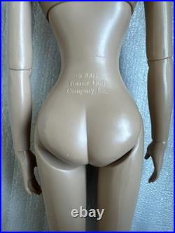 TONNER TYLER WENTWORTH 2005 COLLECTION UFDC REGINA BANQUET 16 Fashion Doll BW