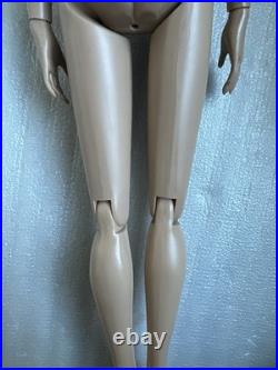 TONNER TYLER WENTWORTH 2005 COLLECTION UFDC REGINA BANQUET 16 Fashion Doll BW