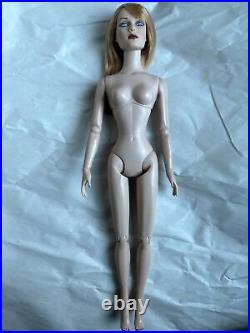 TONNER TYLER WENTWORTH SUN-KISSED SOPHISTICATE SHAUNA NUDE 16 Fashion DOLL BW
