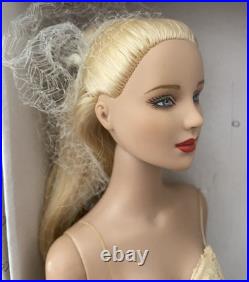 TONNER Tyler 2007 TWO DAYDREAMERS AU NATURALE ASHLEIGH BLONDE DOLL BW BODY LE300