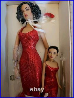 TONNER Tyler Wentworth 16 RED HOT Doll & Kitty TW9412 LE Of 500 Convention 2004