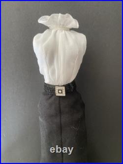 TONNER Tyler Wentworth Joan Crawford Classic Portrait 16 doll outfit