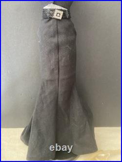 TONNER Tyler Wentworth Joan Crawford Classic Portrait 16 doll outfit