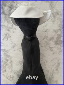 TONNER Tyler Wentworth Joan Crawford Classic Portrait 16 doll outfit