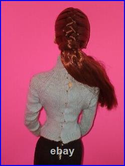TONNER WINTERGREEN SYDNEY 16 Fashion Doll wearing TYLER SKI RETREAT LE 2000