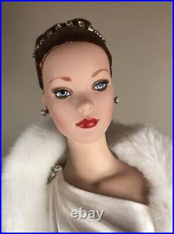 TYLER WENTWORTH DOLL Robert Tonner NIGHTS IN WHITE SATIN TW9102 Collector COA