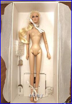 Tonner 16 Cynders Nude (Please Read)