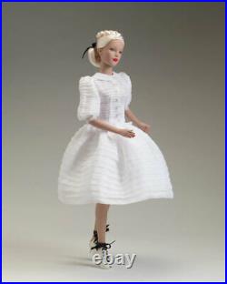 Tonner 16 Doll Théâtre de la Mode Collection Purely Platinum #TW1401 NRFB