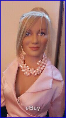 Tonner 16 Emme 2.0 Talk Show Savvy for the Tyle Wentworth Doll Collection HTF