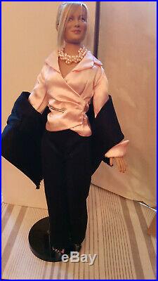 Tonner 16 Emme 2.0 Talk Show Savvy for the Tyle Wentworth Doll Collection HTF
