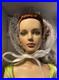 Tonner-16-Fashion-Doll-Beyond-Envy-Sydney-Box-and-Shipper-01-sbys