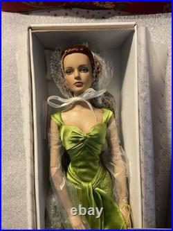 Tonner 16 Fashion Doll Beyond Envy Sydney Box and Shipper