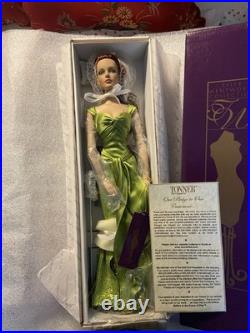 Tonner 16 Fashion Doll Beyond Envy Sydney Box and Shipper
