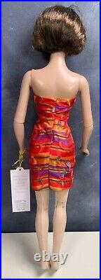 Tonner 16 MOSAIC MODERN Sydney Chase Fashion Doll 2004 EUC
