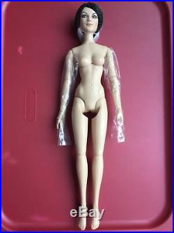 Tonner 16 NUDE STACKED DECK CLUBS Fashion Doll BW CHIC Body With Box + Stand 2015