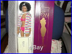 Tonner 16 TYLER WENTWORTH FRIEND JAC DOLL, VACATION ON LOCATION, CONVENTION