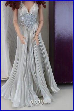 Tonner 16 Winter Flame Sydney Chase Doll Box Beautiful Silver Gown