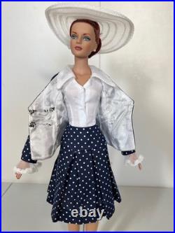 Tonner 16 tall RETRO DOTS SYDNEY DOLL complete with stand MIB Tyler