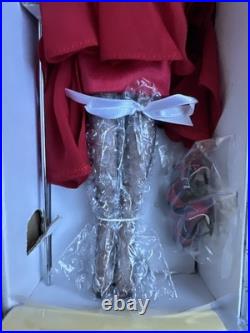 Tonner 2006 METRODOLLS METRO STYLE TYLER WENTWORTH 16 DRESSED DOLL NRFB LE 300