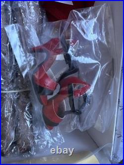 Tonner 2006 METRODOLLS METRO STYLE TYLER WENTWORTH 16 DRESSED DOLL NRFB LE 300