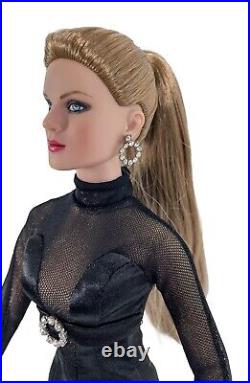 Tonner 2008 16 DC Stars BLONDE BOMBSHELL Doll Outfit Stand Box Shipper LE 200