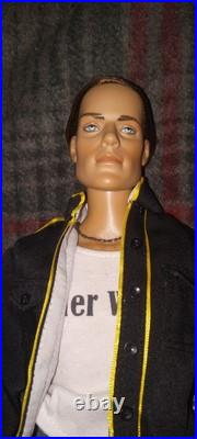 Tonner 2009 MATT O'NEILL 17 DOLL! Customized