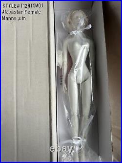 Tonner 2012 Alabaster Mannequin Shauna 16 Tyler Fashion Doll PINK COLORED HAIR