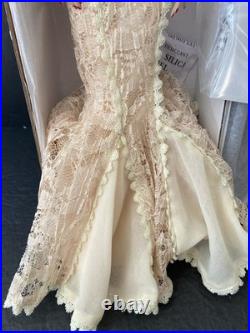 Tonner 2013 Age of Innocence Convention Doll -Lady Grace LE300 no stand