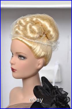 Tonner A PERFECT TEN Tyler Wentworth 16 DRESS DOLL (JL)