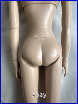 Tonner Air Tyler Wentworth 2012 Convention STEWARDESS SHELLY NUDE 16 Doll LE150 Tonner Air Tyler Wentworth 2012 Convention STEWARDESS SHELLY NUDE 16 Doll LE150