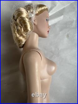 Tonner Air Tyler Wentworth 2012 Convention STEWARDESS SHELLY NUDE 16 Doll LE150 Tonner Air Tyler Wentworth 2012 Convention STEWARDESS SHELLY NUDE 16 Doll LE150