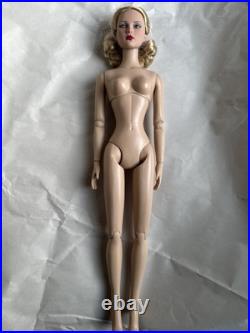Tonner Air Tyler Wentworth 2012 Convention STEWARDESS SHELLY NUDE 16 Doll LE150 Tonner Air Tyler Wentworth 2012 Convention STEWARDESS SHELLY NUDE 16 Doll LE150